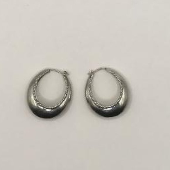 LC Sterling (925) Silver Chunky Hoop Earrings - Picture 5 of 10